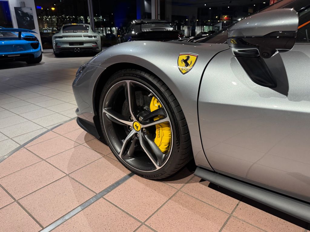 Ferrari 296 GTB 2023