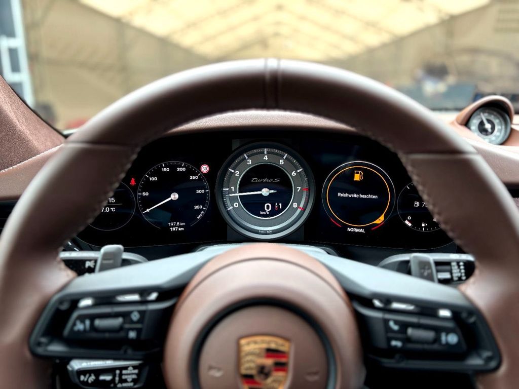 Porsche 992 2023