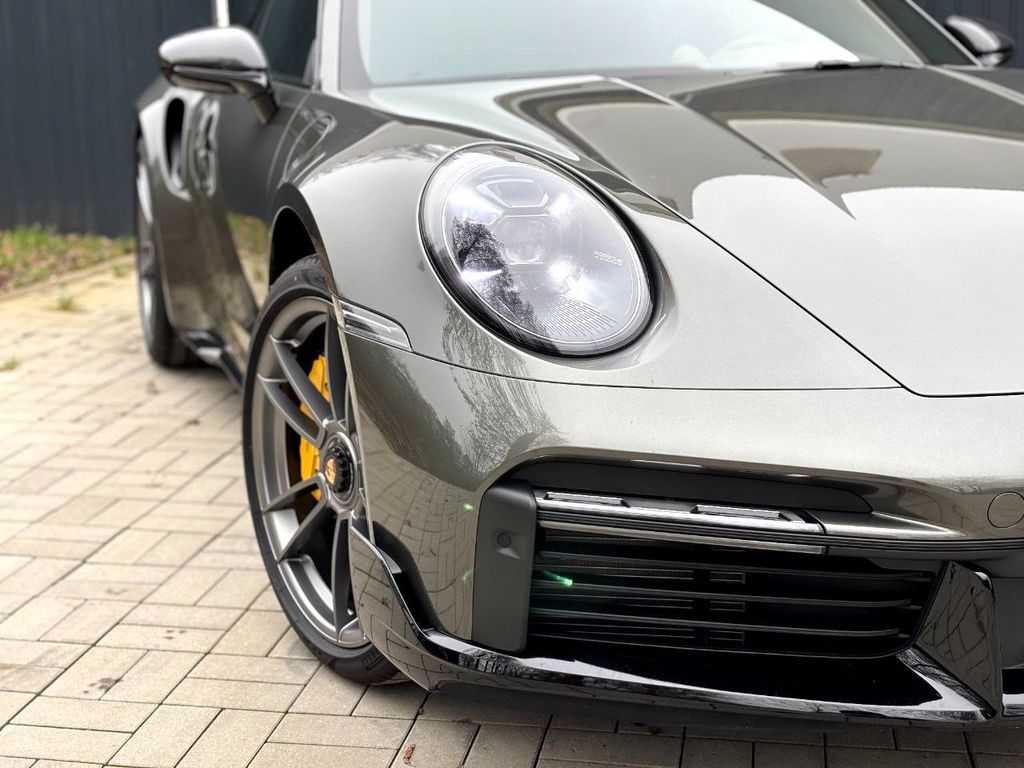 Porsche 992 2023