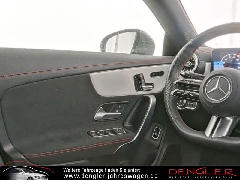 Mercedes-Benz CLA 200 2024