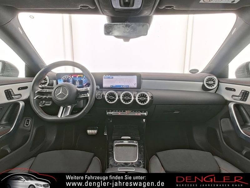 Mercedes-Benz CLA 200 2024