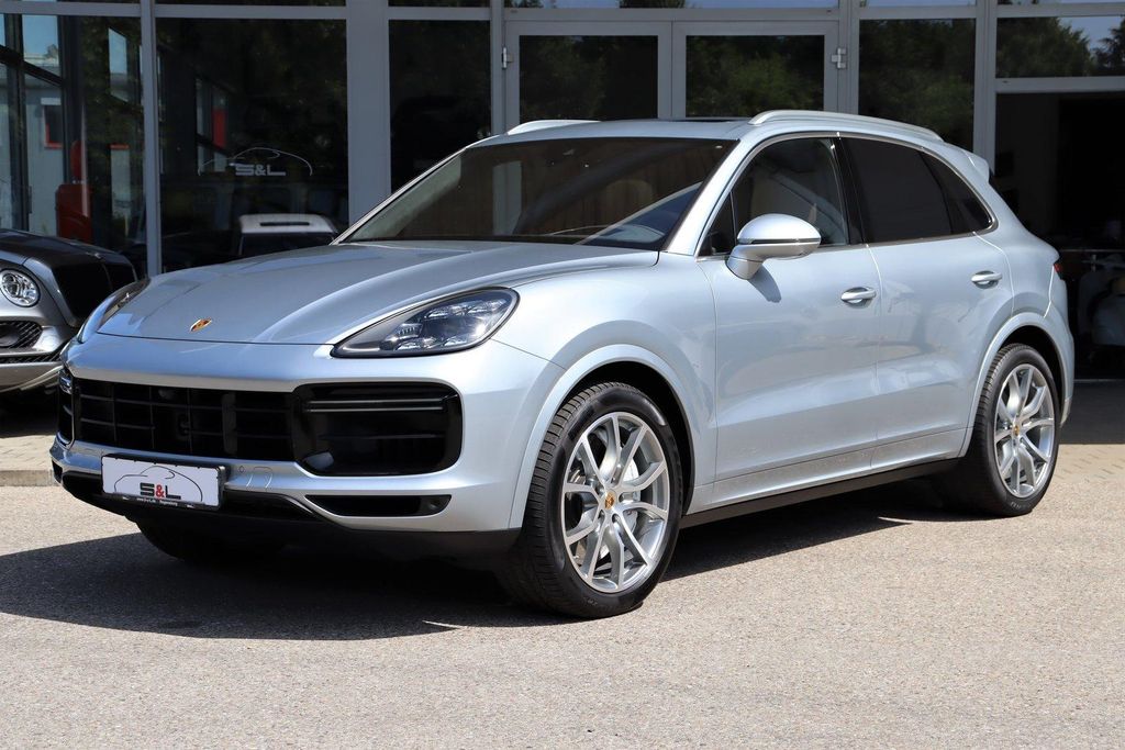 Porsche Cayenne 2020