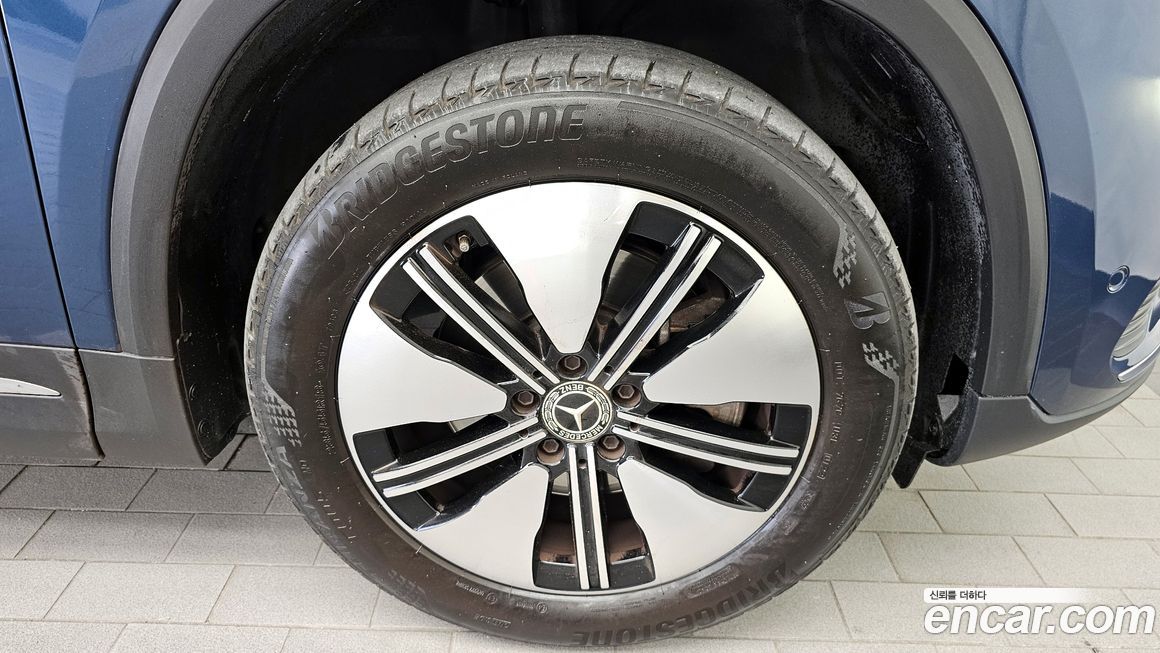 Mercedes-Benz EQA 2022