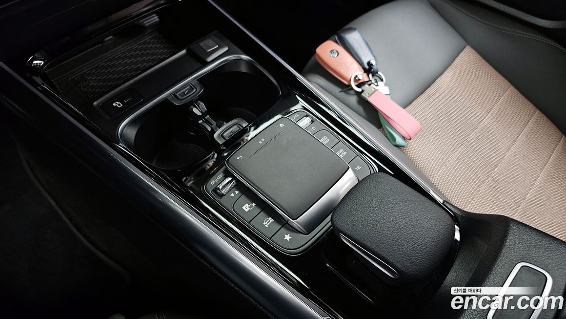 Mercedes-Benz EQA 2022