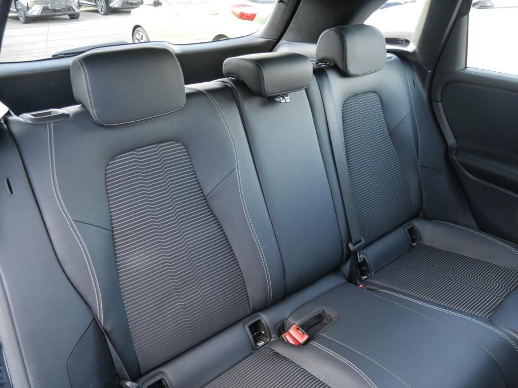 Mercedes-Benz B 250 2022