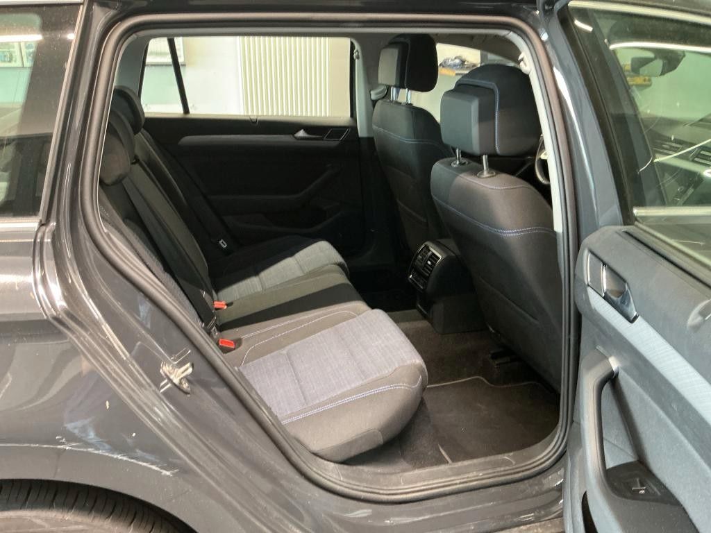 Volkswagen Passat Variant 2021