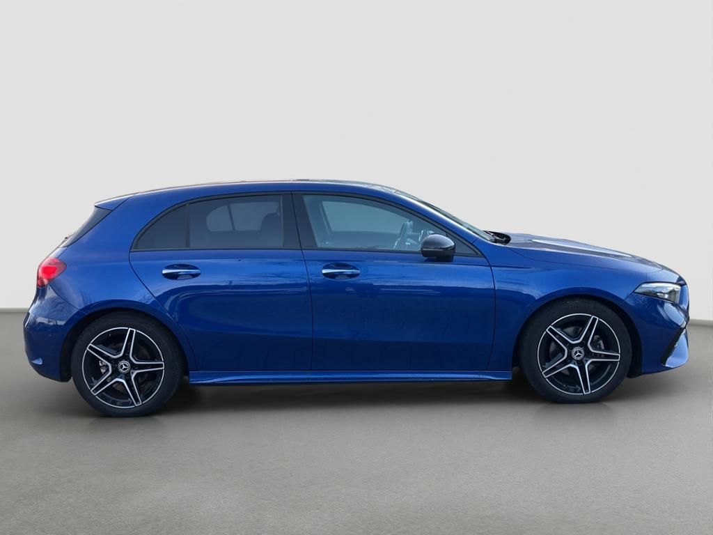 Mercedes-Benz A 200 2025