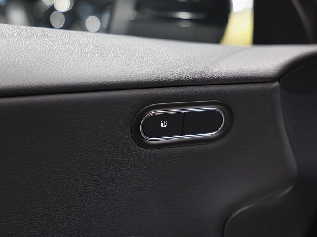 Mercedes-Benz CLA 180 2024