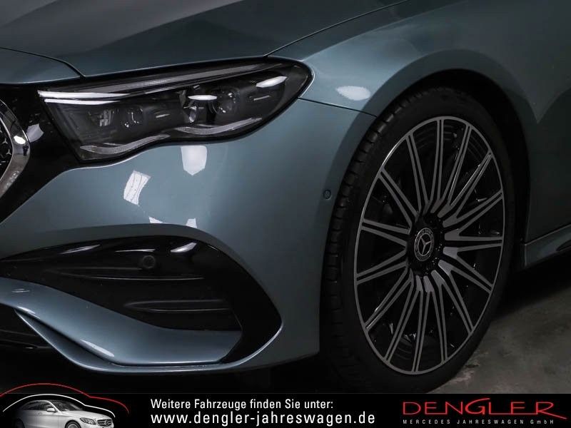 Mercedes-Benz E 220 2025