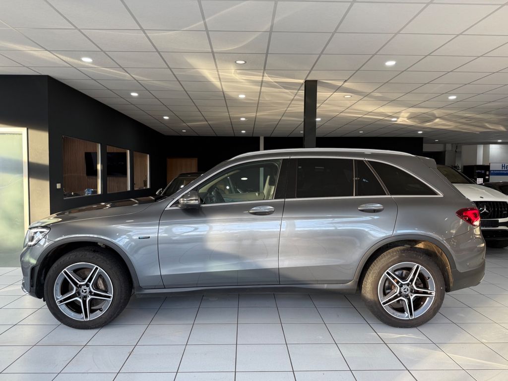 Mercedes-Benz GLC 300 2021