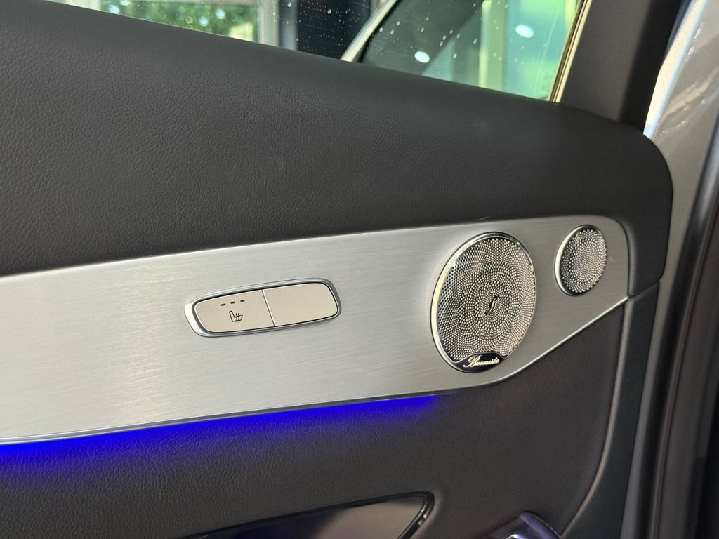 Mercedes-Benz GLC 300 2021