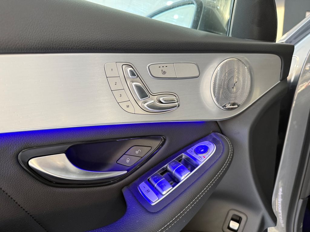Mercedes-Benz GLC 300 2021