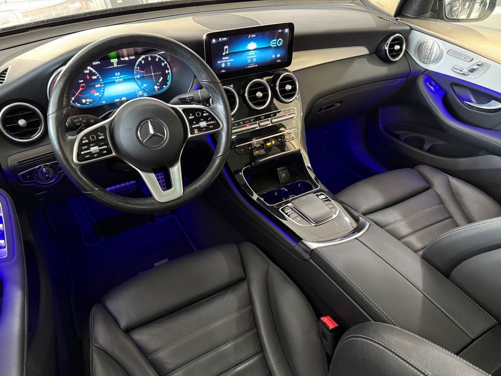 Mercedes-Benz GLC 300 2021
