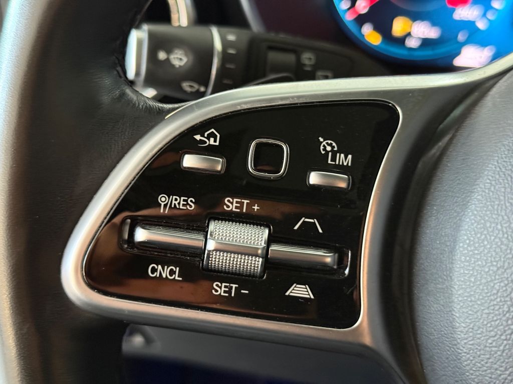 Mercedes-Benz GLC 300 2021
