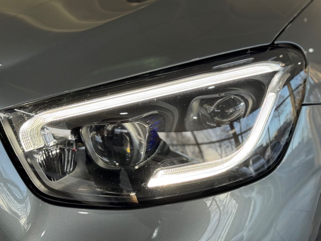 Mercedes-Benz GLC 300 2021