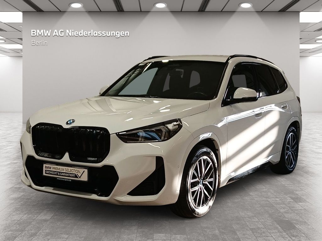 BMW iX1 2023