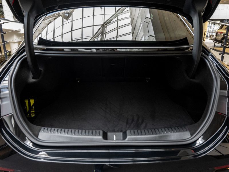 Mercedes-Benz CLA 350 2025