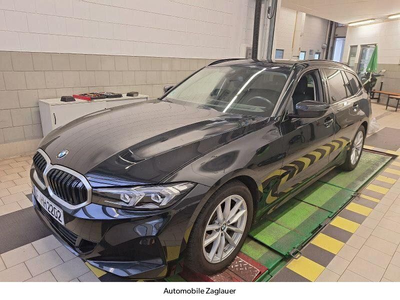 BMW 320 2022