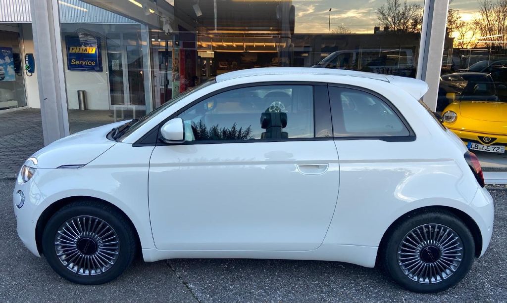 Fiat 500e 2023