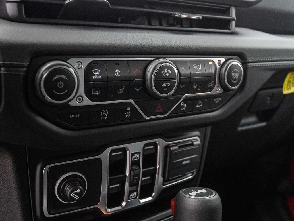 Jeep Wrangler 2024