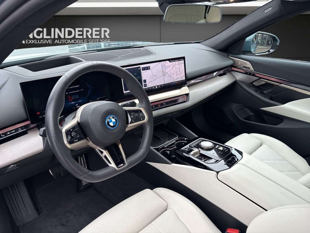 BMW i5 2024