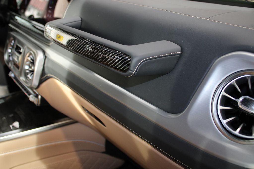 Mercedes-Benz G 63 AMG 2025