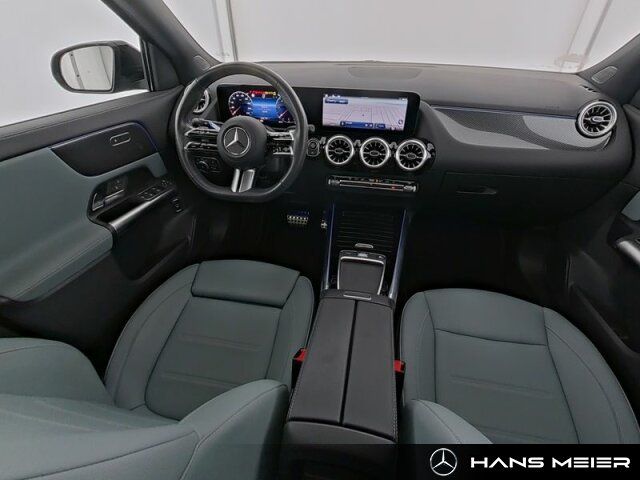 Mercedes-Benz GLA 200 2024