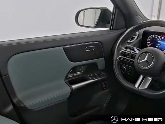 Mercedes-Benz GLA 200 2024