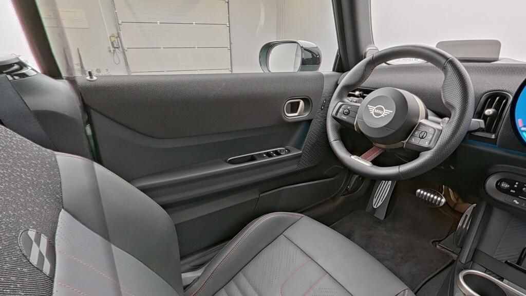 MINI John Cooper Works Cabrio 2025