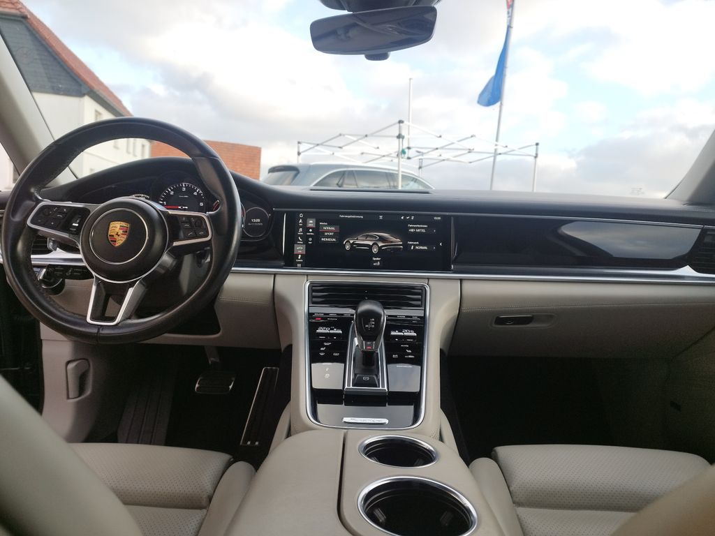 Porsche Panamera 2017