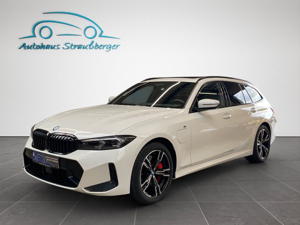 BMW 330 2023