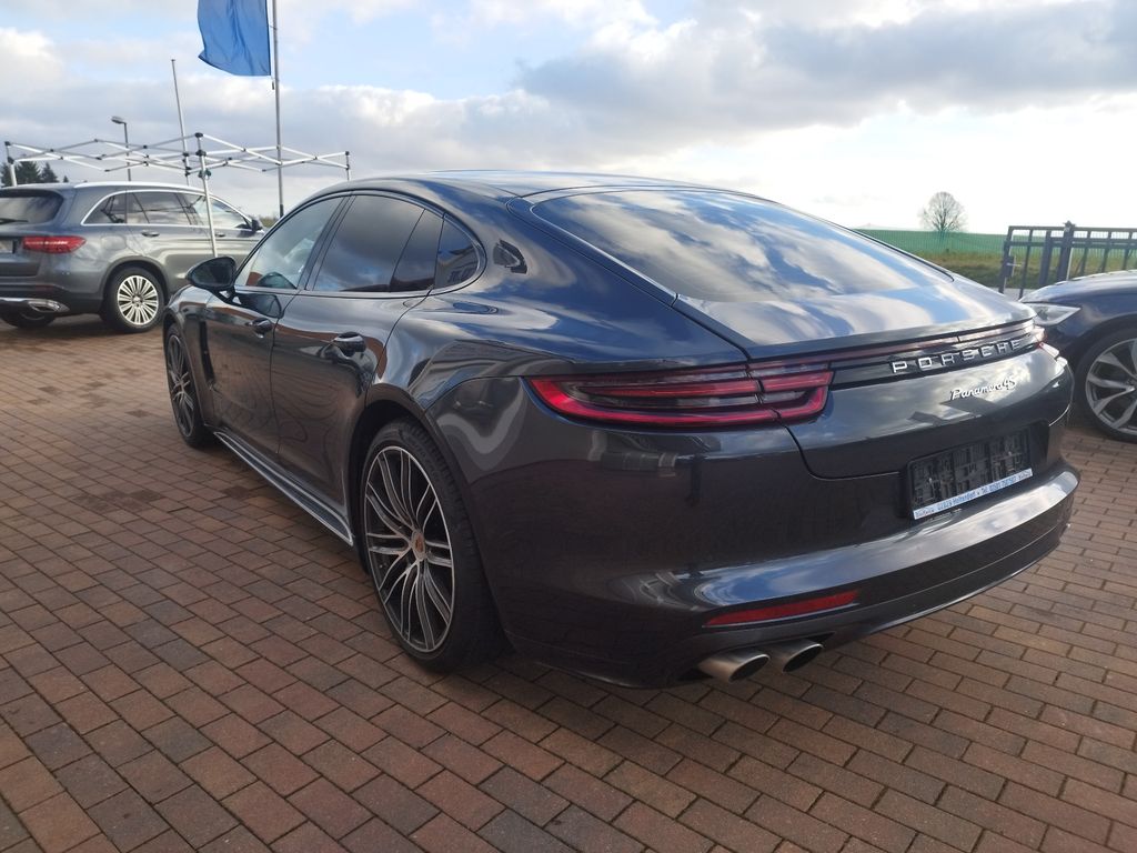 Porsche Panamera 2017