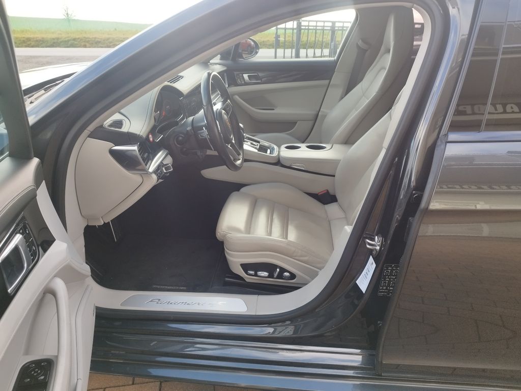 Porsche Panamera 2017