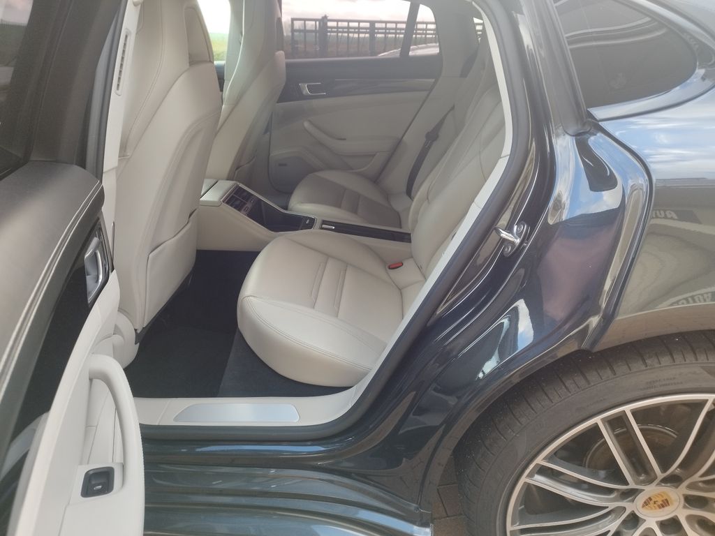 Porsche Panamera 2017