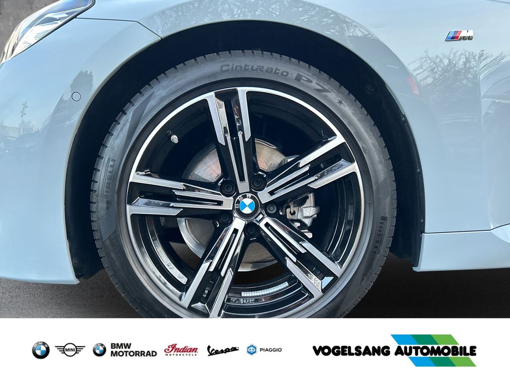 BMW 218 2025