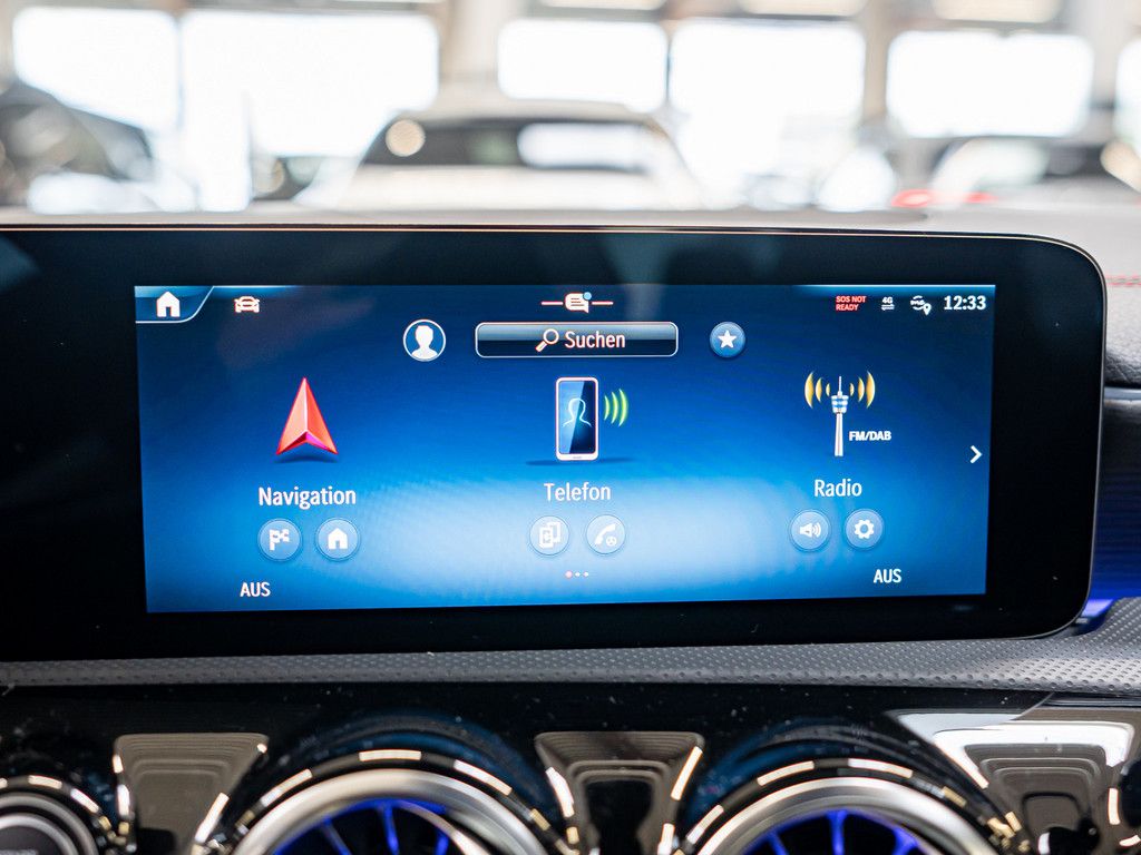 Mercedes-Benz CLA 200 2025