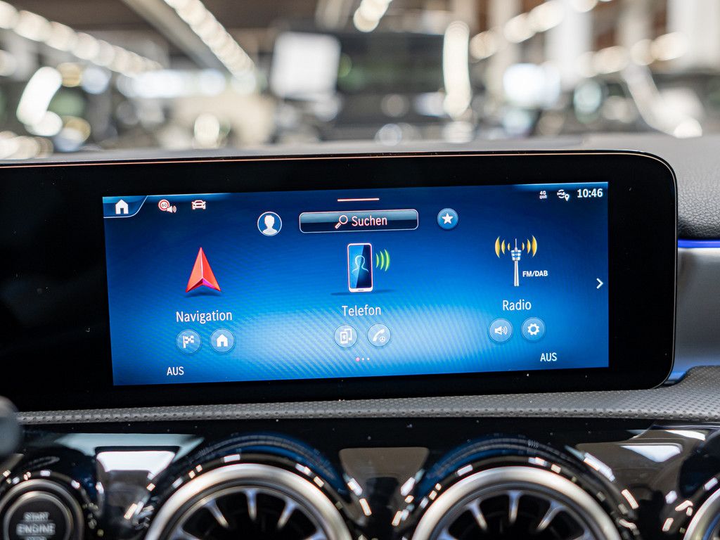 Mercedes-Benz A 180 2025