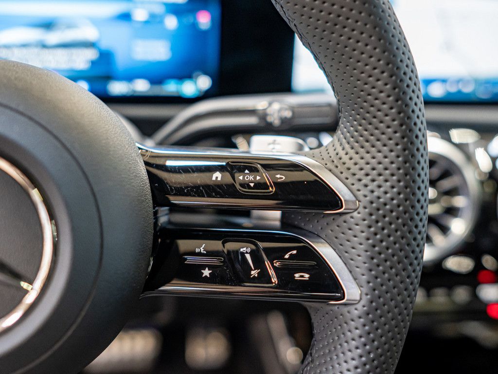 Mercedes-Benz A 180 2025