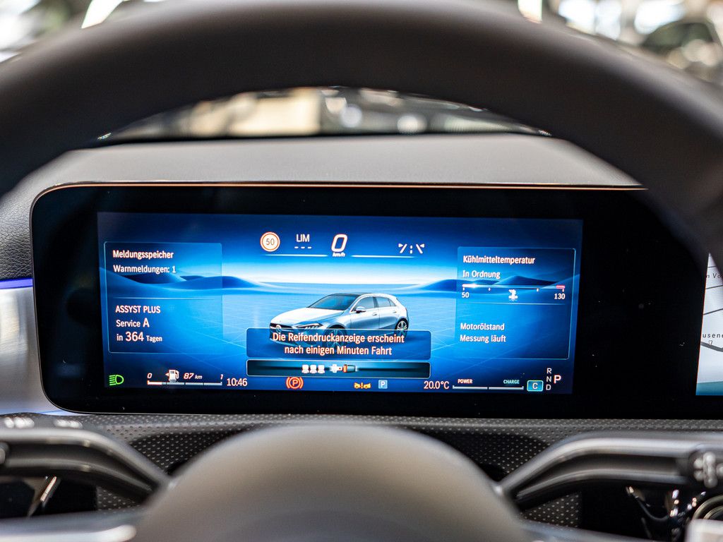 Mercedes-Benz A 180 2025