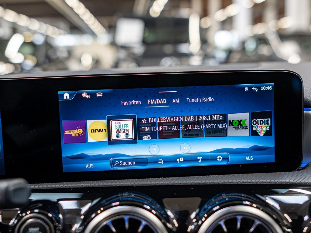 Mercedes-Benz A 180 2025