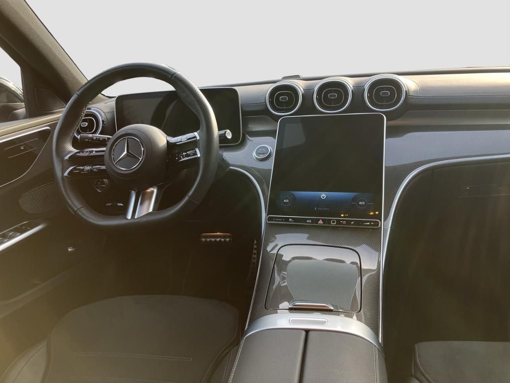 Mercedes-Benz C 220 2025