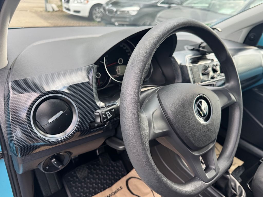 Volkswagen up! 2022