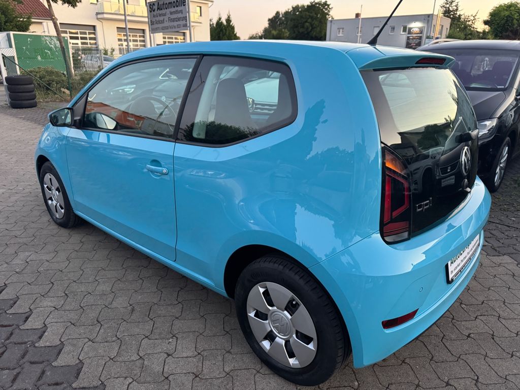 Volkswagen up! 2022