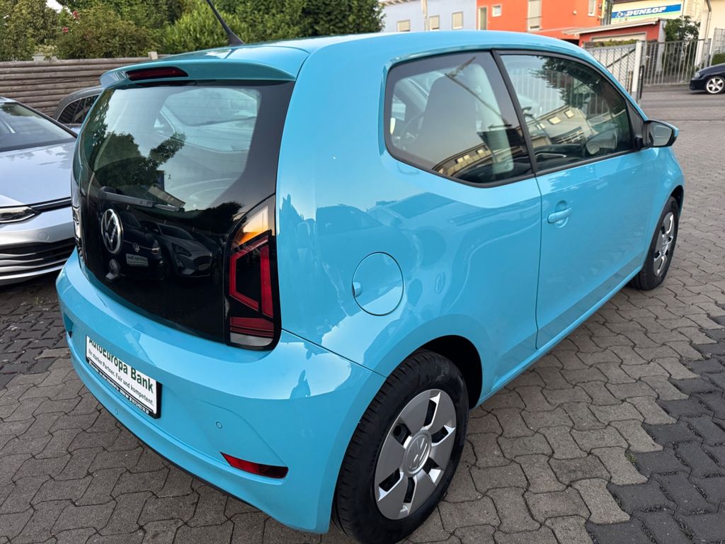 Volkswagen up! 2022