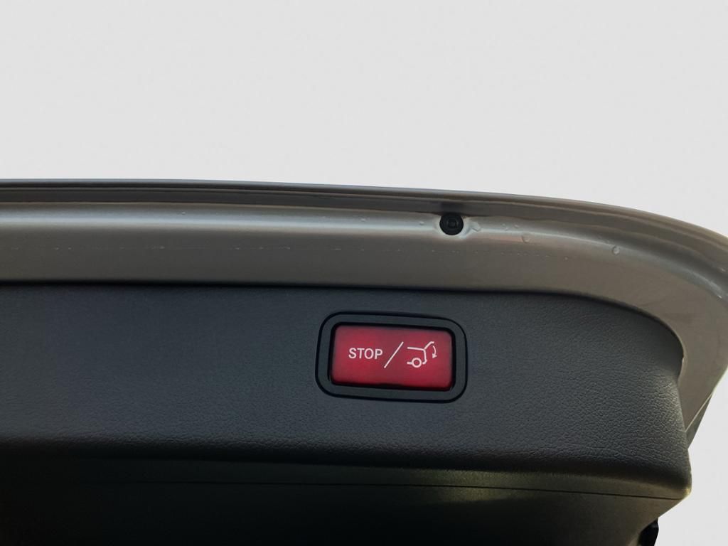 Mercedes-Benz C 220 2025