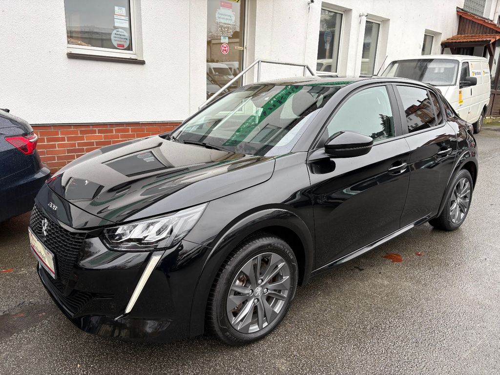 Peugeot 208 2021