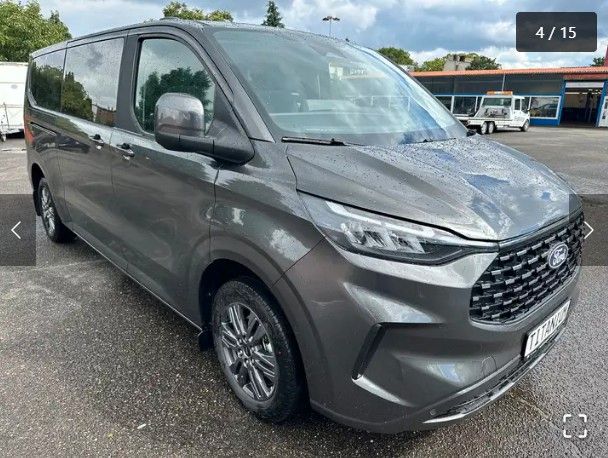Ford Tourneo Custom 2025