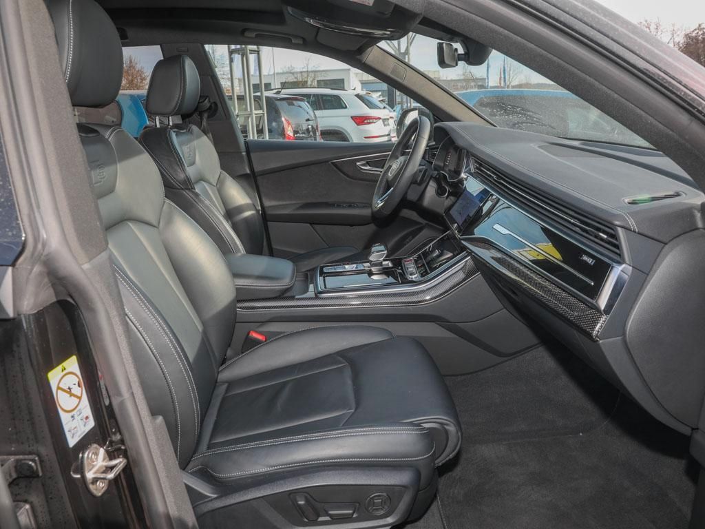 Audi SQ8 2023