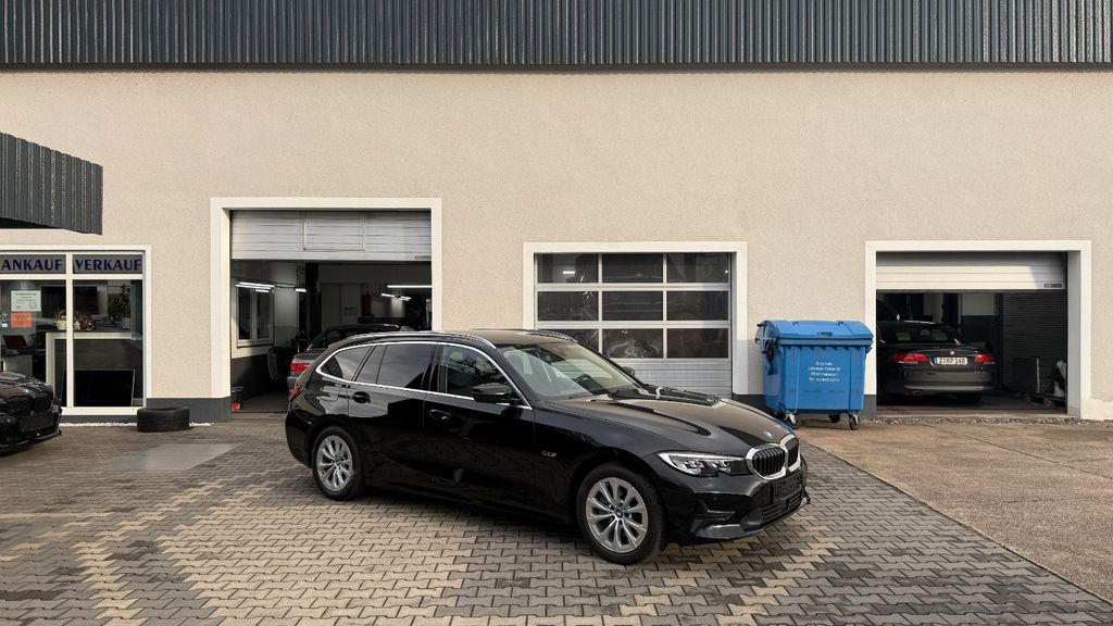 BMW 320 2022