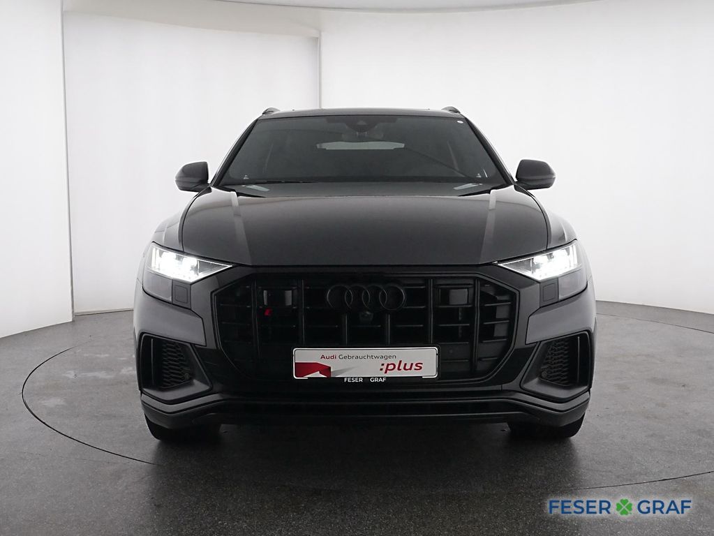 Audi SQ8 2022